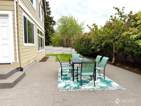 23419 NE 10th Place Sammamish WA 98074