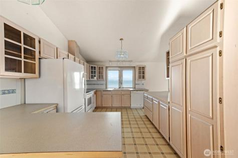 846 Bay View Court SE Ocean Shores WA 98569