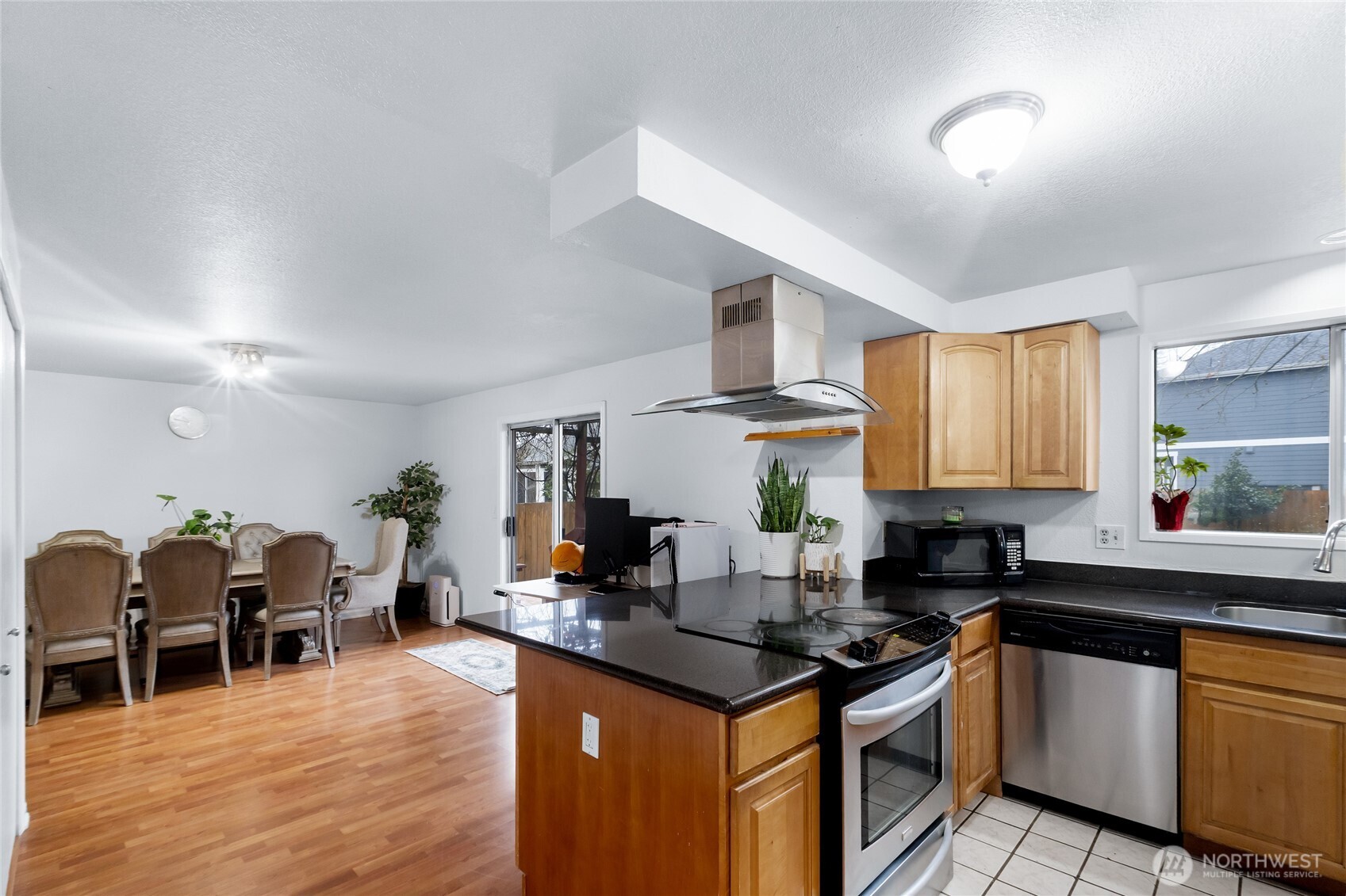 309 White River Drive Pacific WA 98047