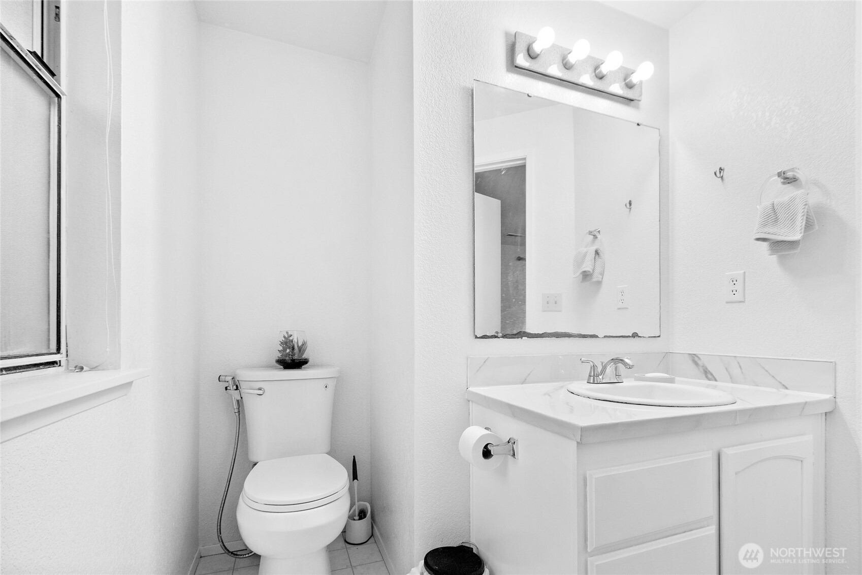 309 White River Drive Pacific WA 98047