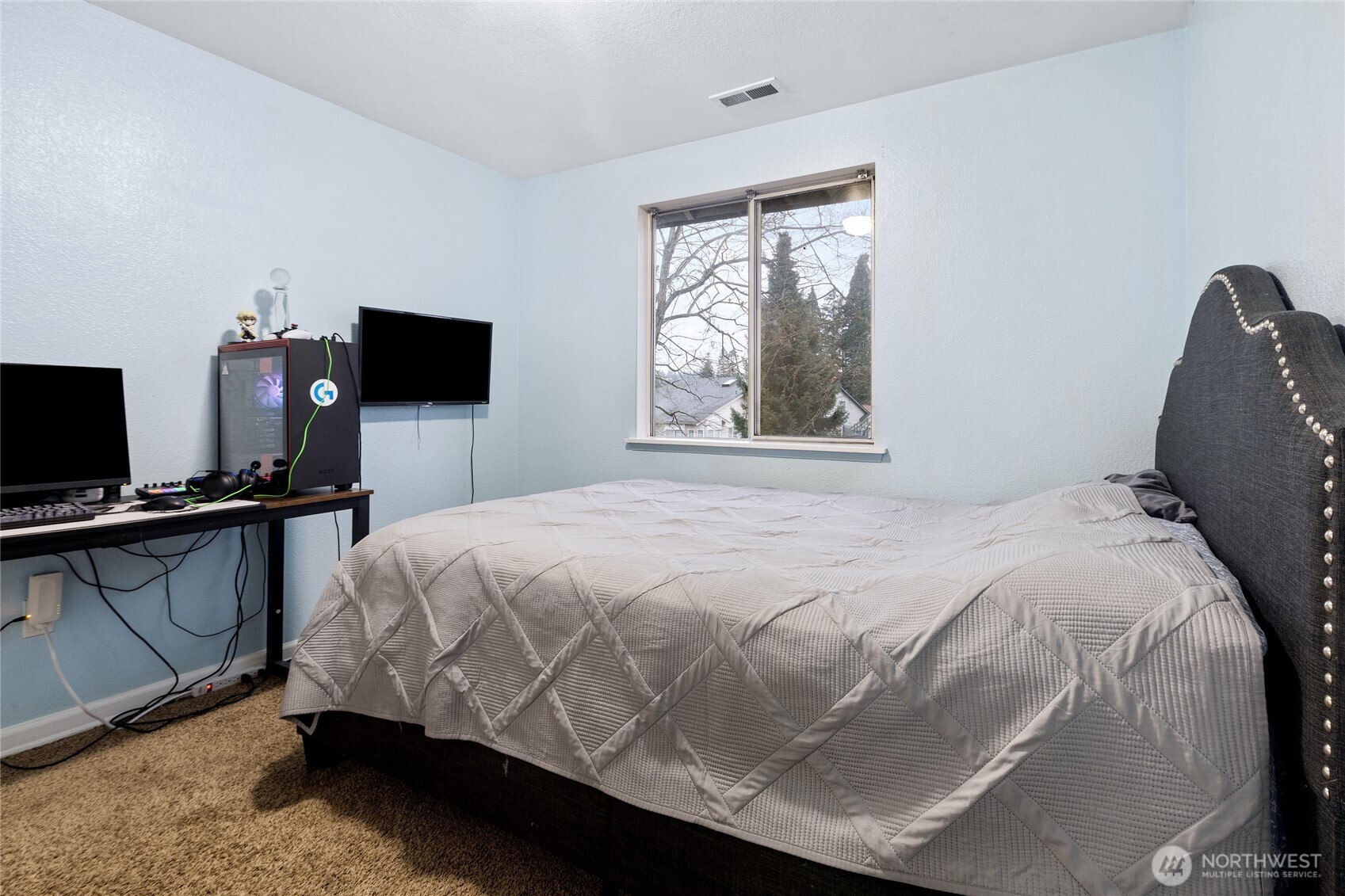 309 White River Drive Pacific WA 98047