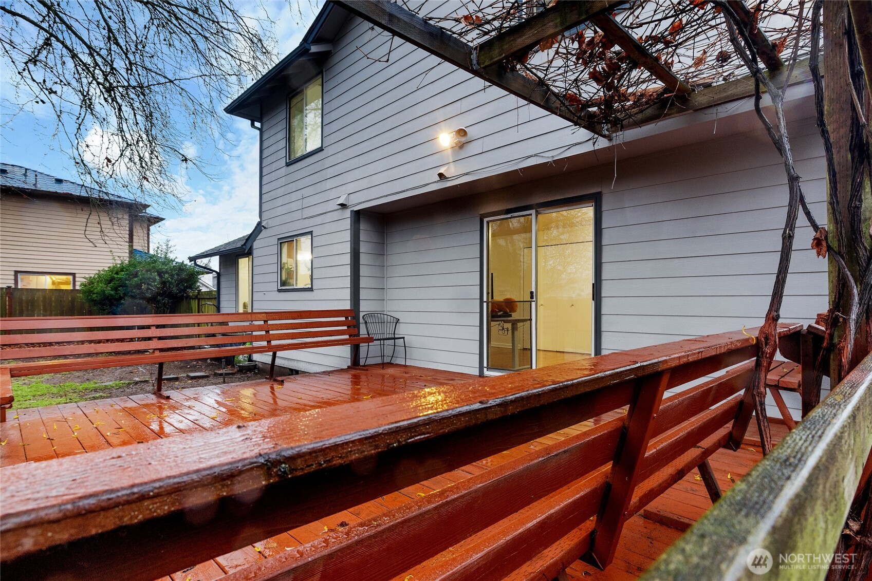 309 White River Drive Pacific WA 98047