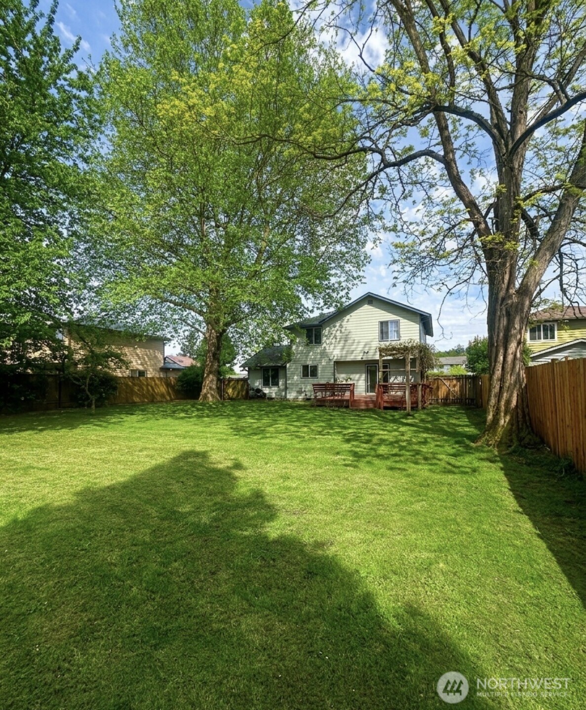 309 White River Drive Pacific WA 98047