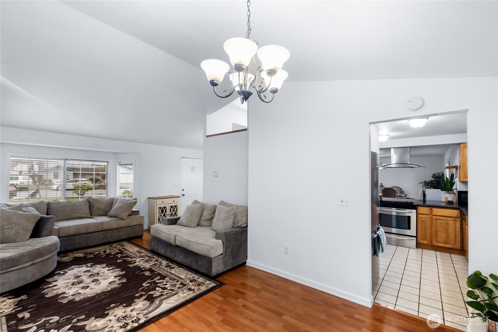 309 White River Drive Pacific WA 98047