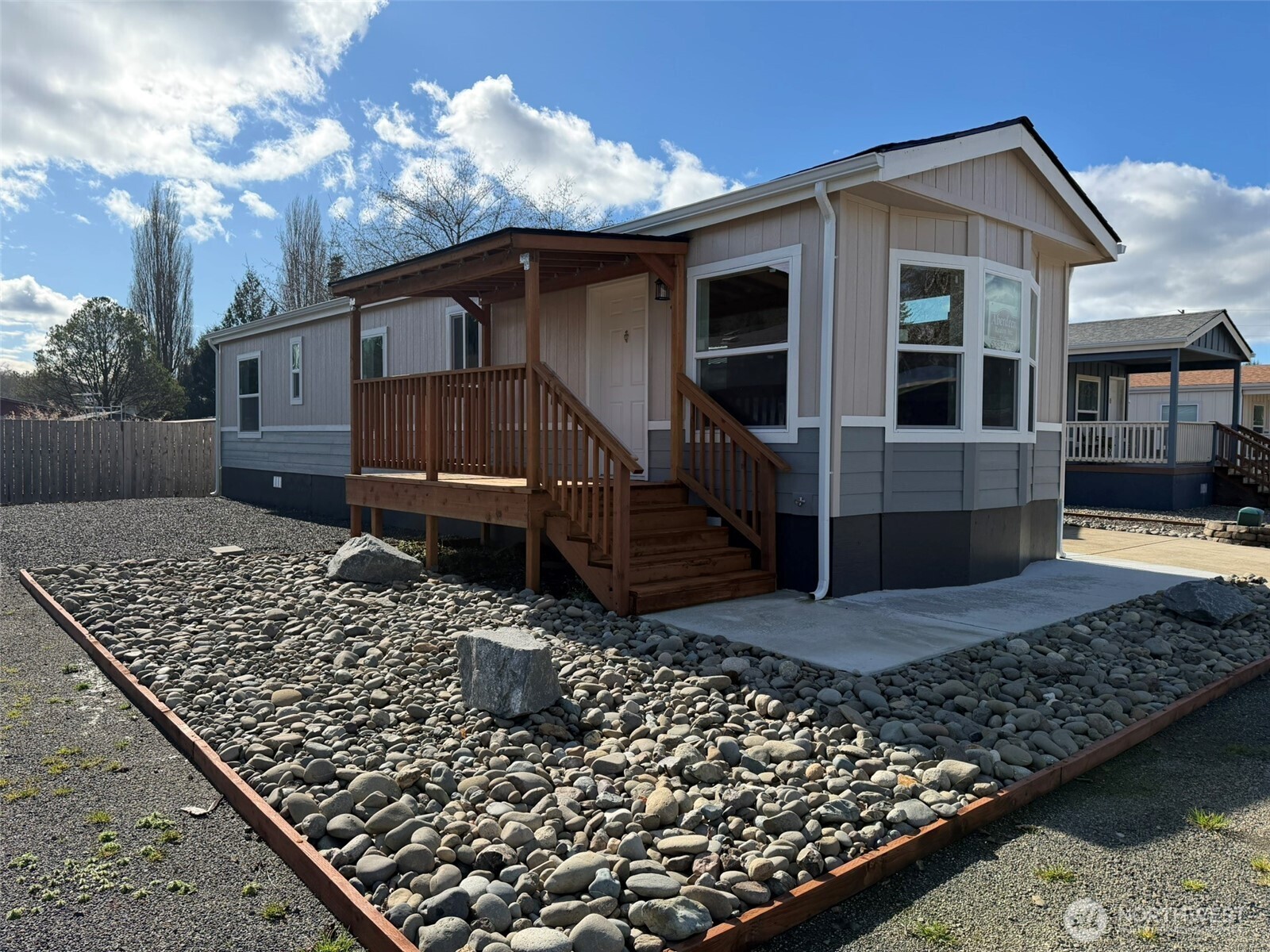 2010 Broadway Avenue Hoquiam WA 98550