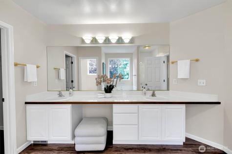 2401 132nd Avenue SE Bellevue WA 98005