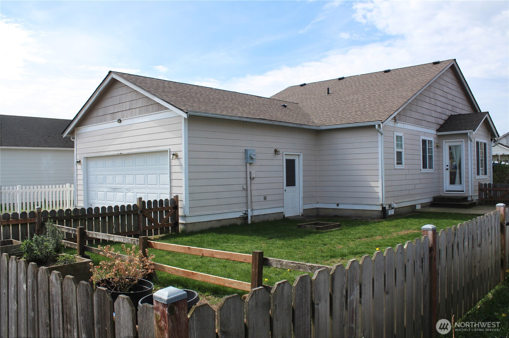2274 Dogwood Street Lynden WA 98264