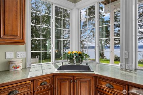 4200 S Camano Drive Camano Island WA 98282