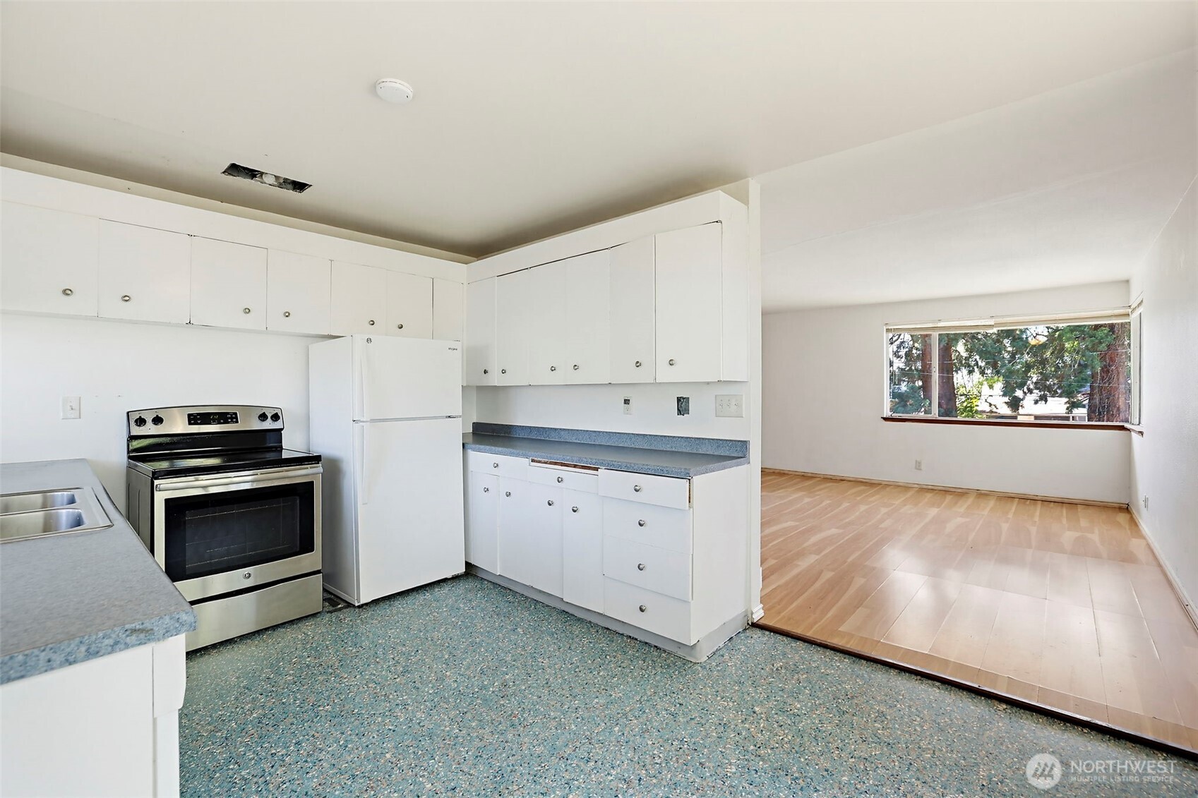 7529 Beacon Avenue S Seattle WA 98118