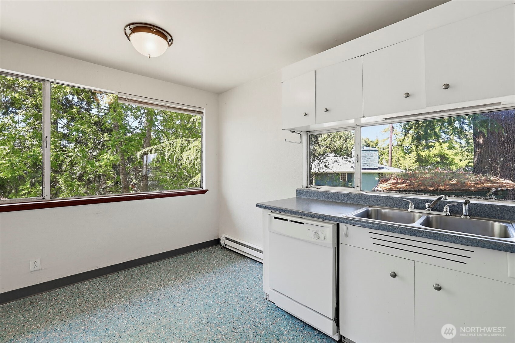7529 Beacon Avenue S Seattle WA 98118