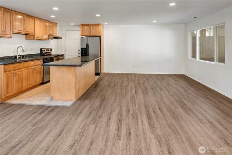 14534 27th Avenue NE Shoreline WA 98155