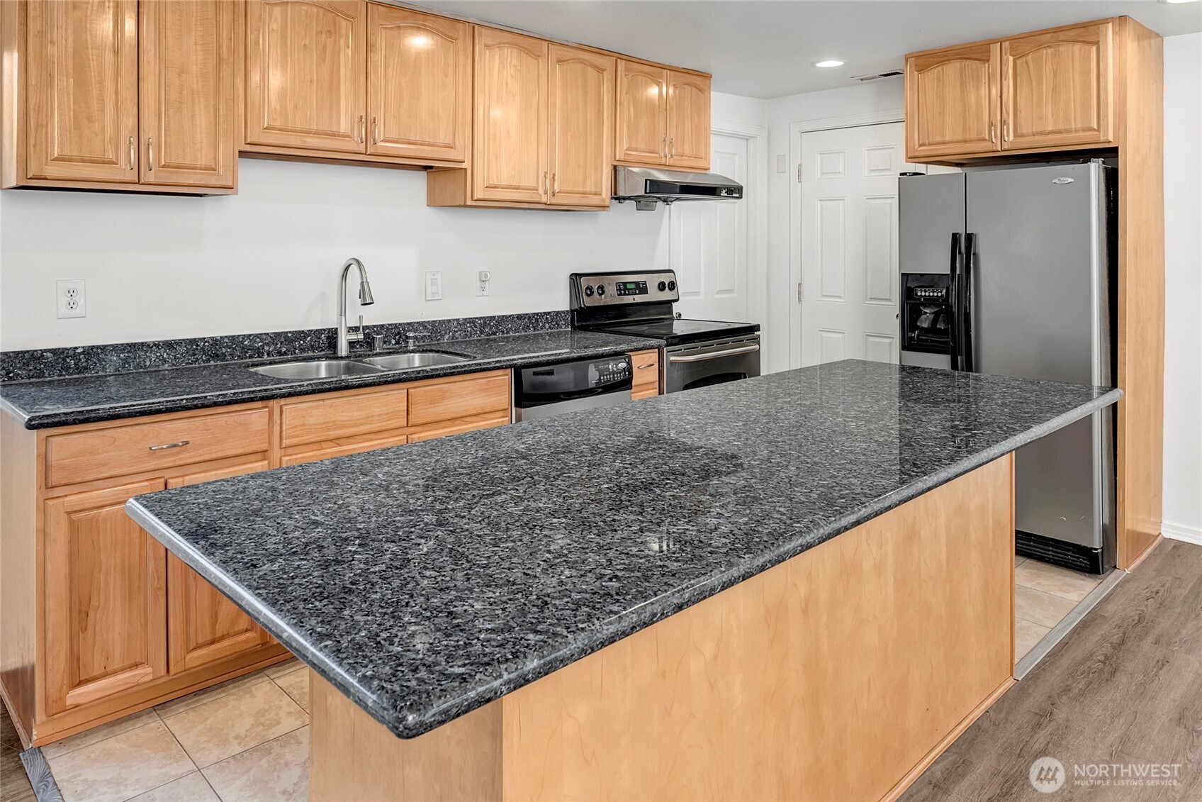 14534 27th Avenue NE Shoreline WA 98155