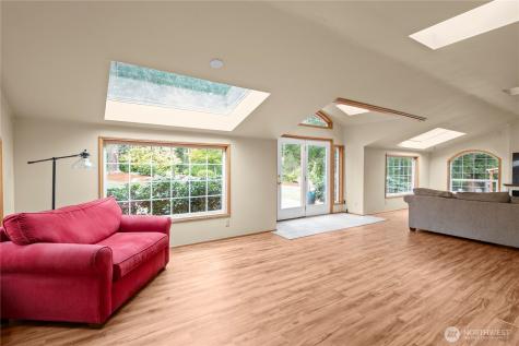 1540 Carlton Way Oak Harbor WA 98277