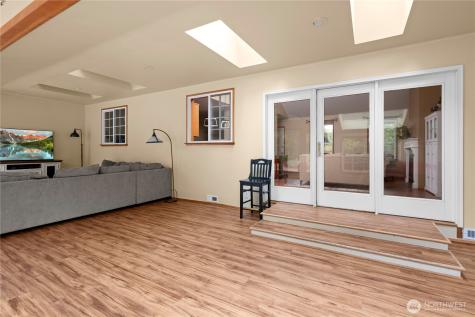 1540 Carlton Way Oak Harbor WA 98277