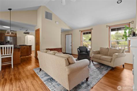 1540 Carlton Way Oak Harbor WA 98277