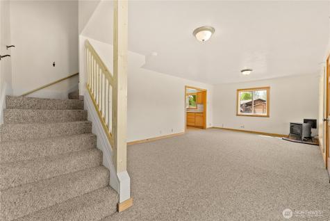511 Bluff Street Winthrop WA 98862