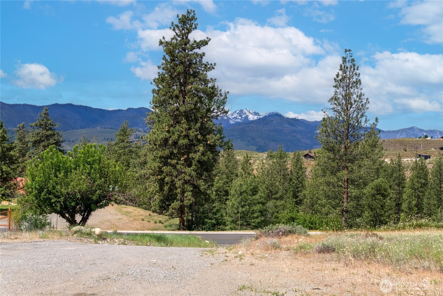 511 Bluff Street Winthrop WA 98862