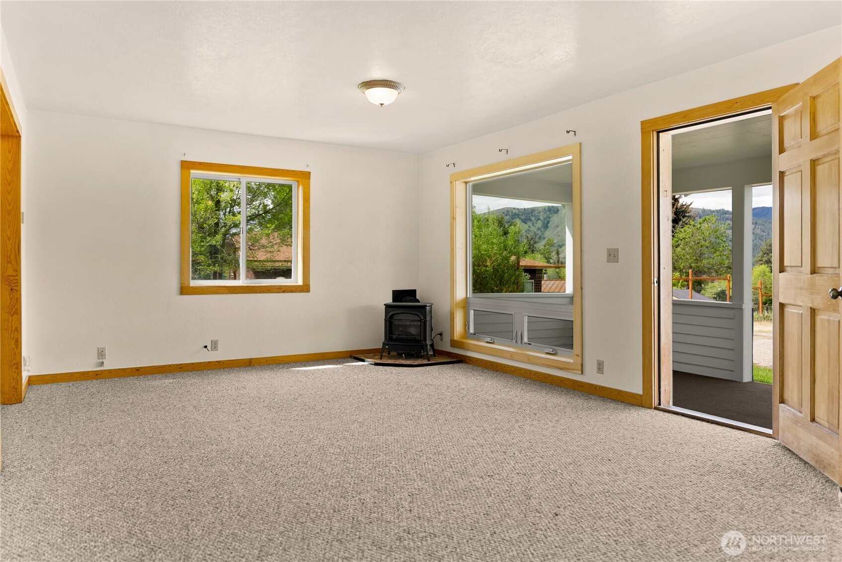 511 Bluff Street Winthrop WA 98862