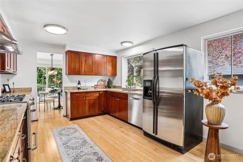 10816 183rd Avenue NE Redmond WA 98052
