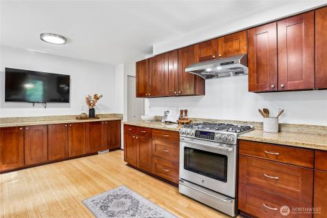 10816 183rd Avenue NE Redmond WA 98052