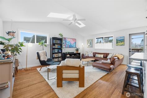 2404 Cherry Street Bellingham WA 98225