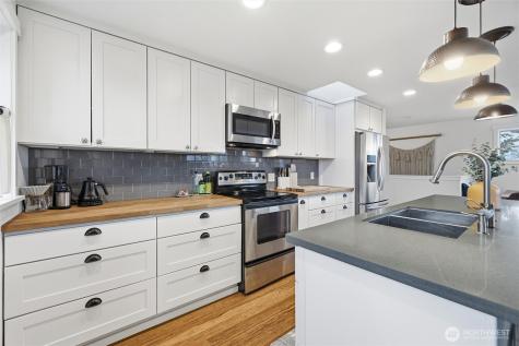 2404 Cherry Street Bellingham WA 98225