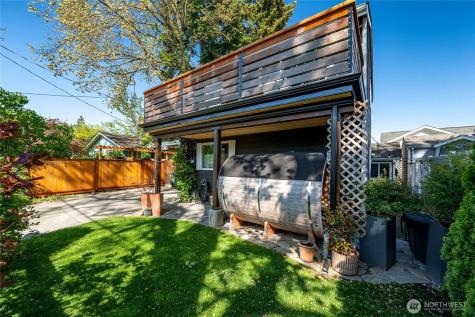 2404 Cherry Street Bellingham WA 98225