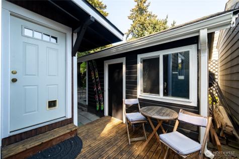 2404 Cherry Street Bellingham WA 98225