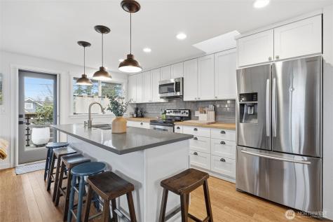 2404 Cherry Street Bellingham WA 98225