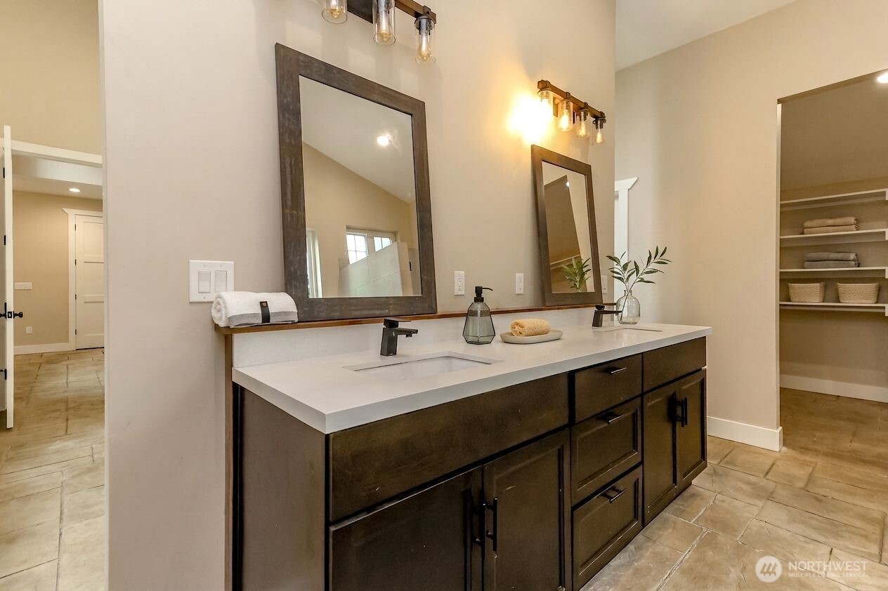 14886 Wilkeson Spiketon Road E Wilkeson WA 98396