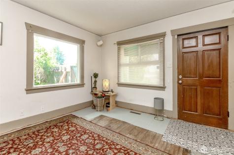 6845 S Clement Avenue Tacoma WA 98409