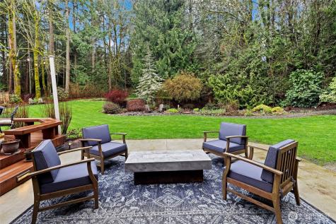 13543 160th Avenue NE Redmond WA 98052