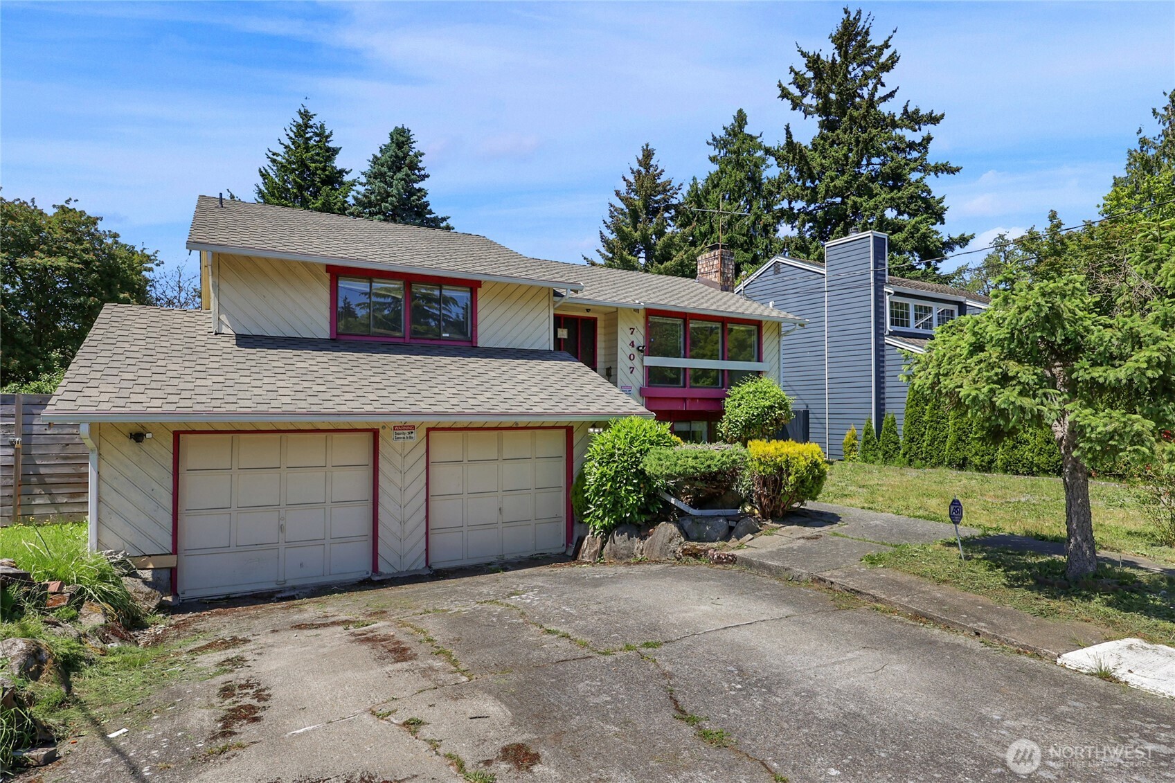 7407 25th Avenue NE Seattle WA 98115