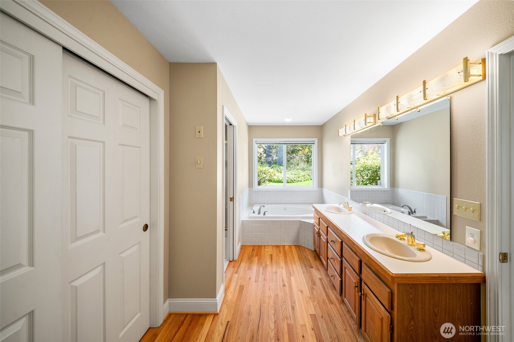 5608 Ridge High Court SW Olympia WA 98512