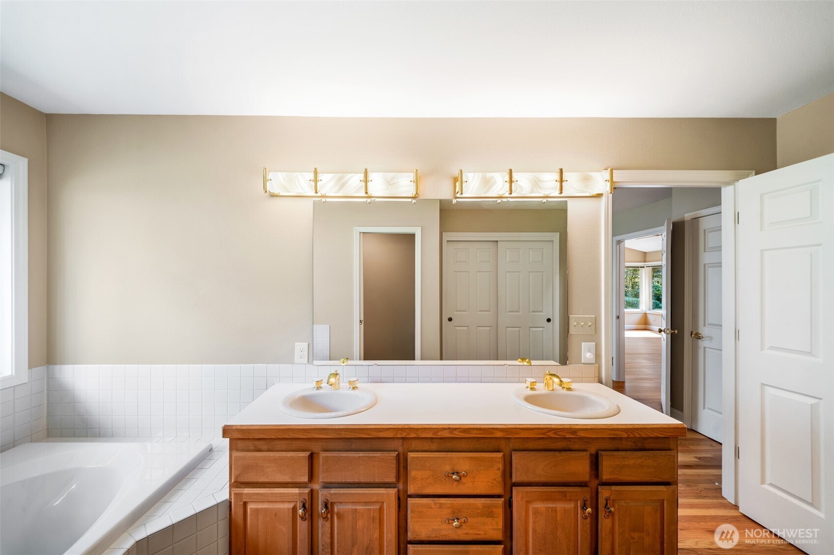 5608 Ridge High Court SW Olympia WA 98512