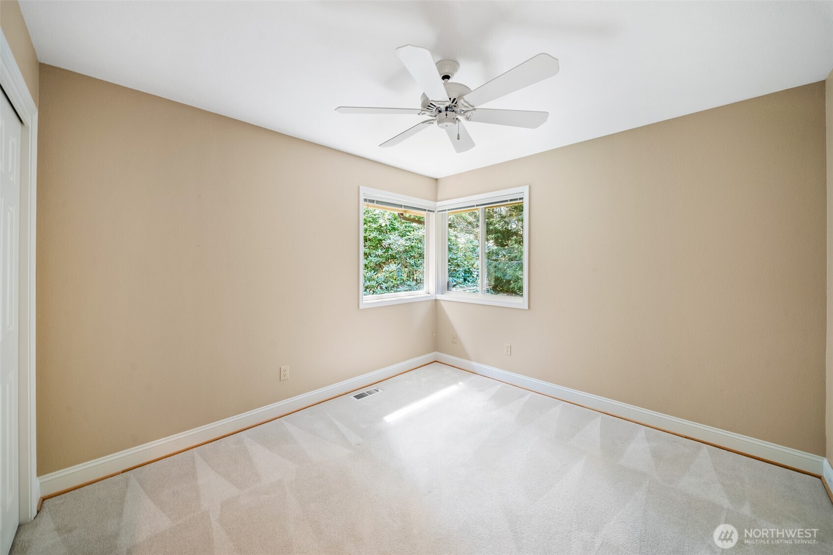 5608 Ridge High Court SW Olympia WA 98512