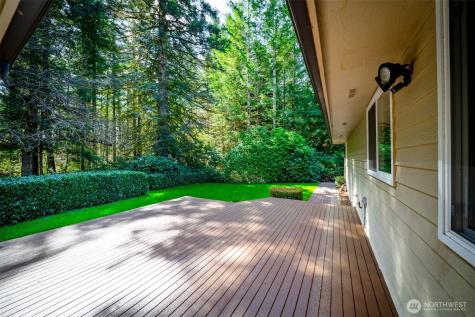 5608 Ridge High Court SW Olympia WA 98512