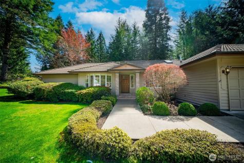 5608 Ridge High Court SW Olympia WA 98512