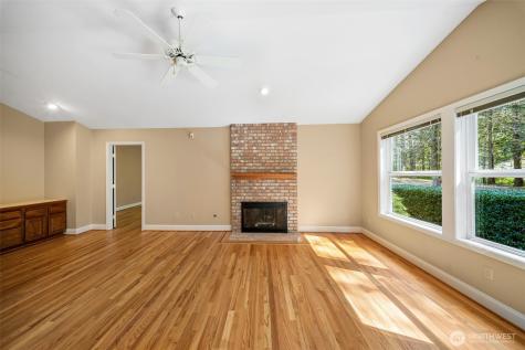 5608 Ridge High Court SW Olympia WA 98512