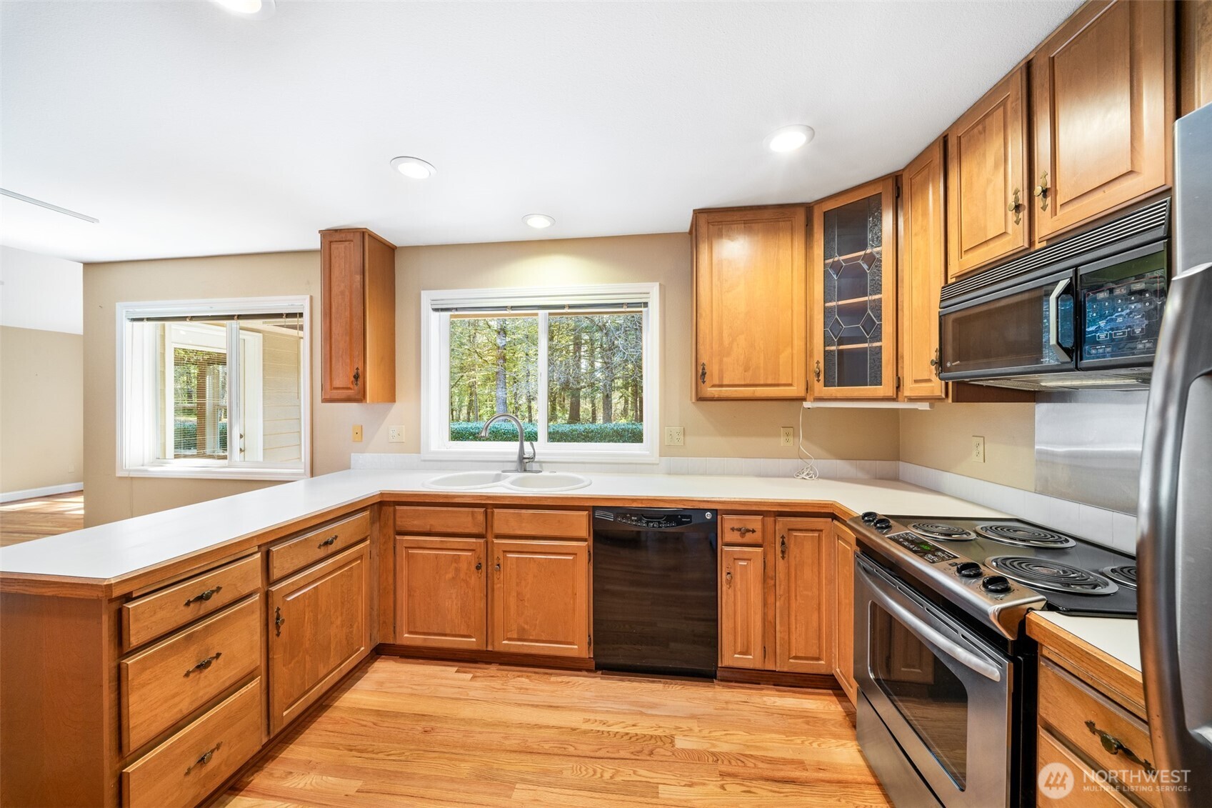 5608 Ridge High Court SW Olympia WA 98512