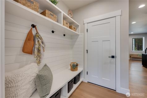 18504 Meridian Avenue SE Bothell WA 98012
