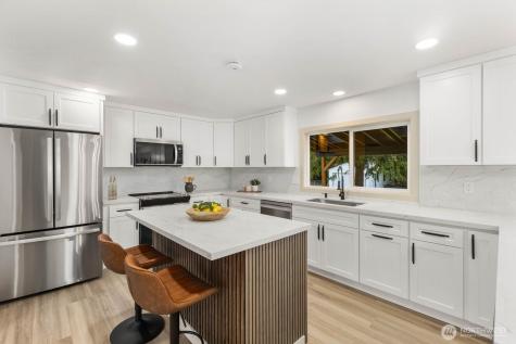 2506 101st Avenue NE Lake Stevens WA 98258