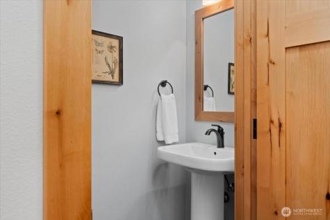 108 Jackrabbit Lane Chelan WA 98816