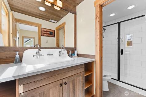 108 Jackrabbit Lane Chelan WA 98816