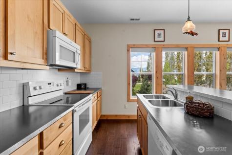 108 Jackrabbit Lane Chelan WA 98816