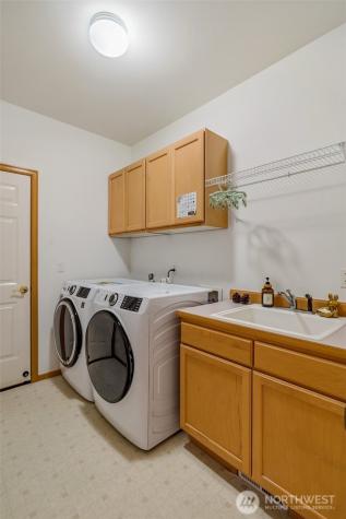18639 175th Avenue SE Renton WA 98058