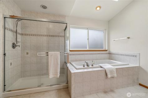 18639 175th Avenue SE Renton WA 98058