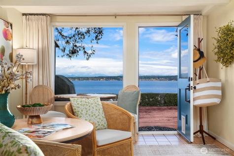 2197 Highland Drive Camano Island WA 98282