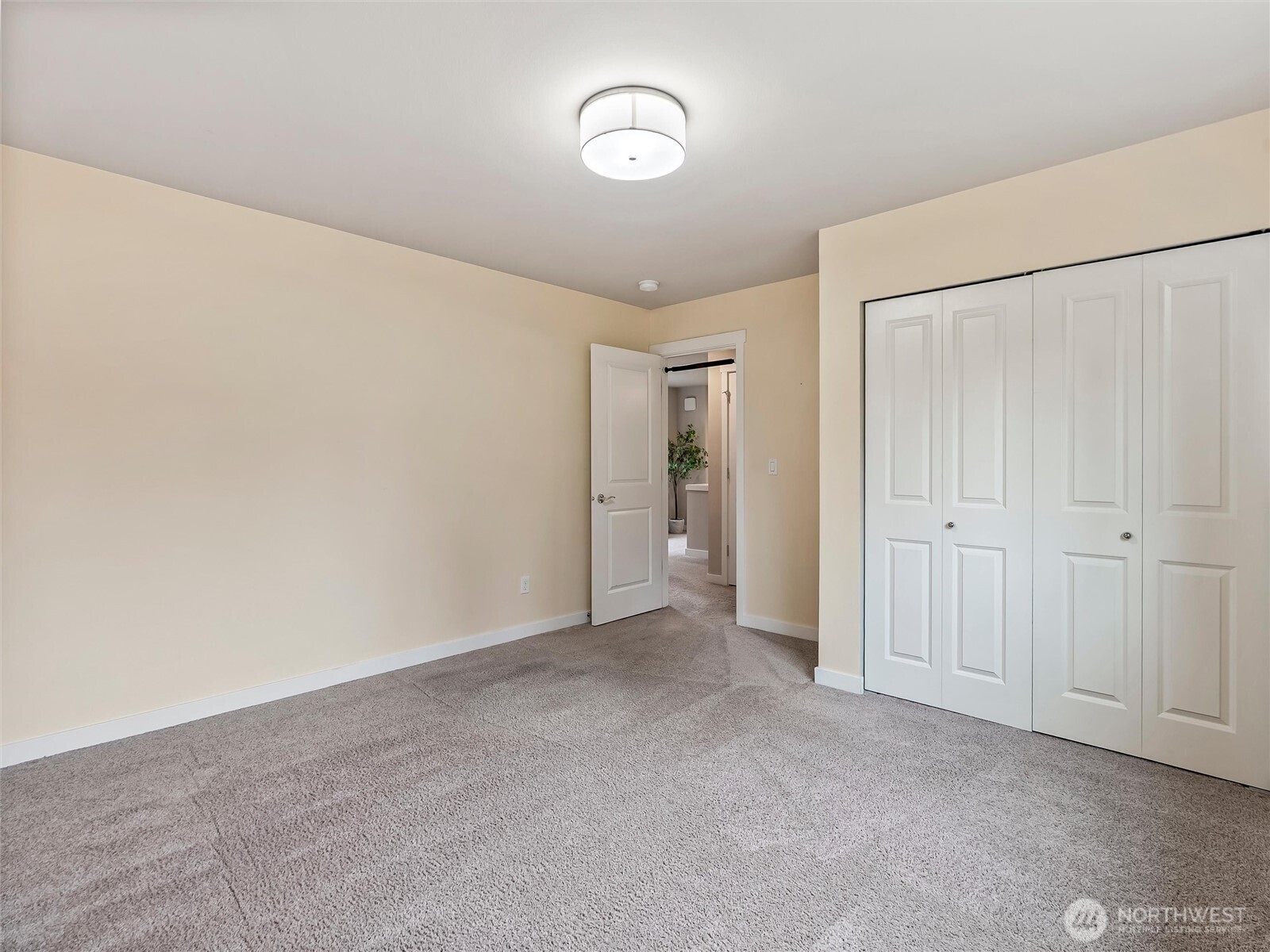 22407 96th Avenue W Edmonds WA 98020