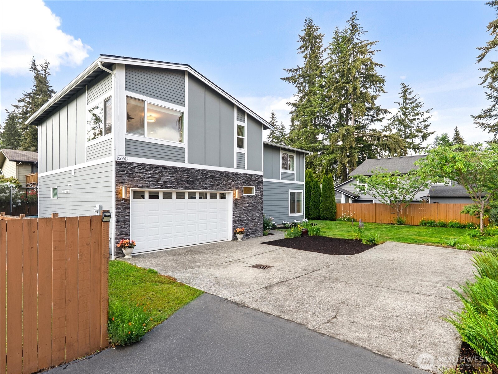 22407 96th Avenue W Edmonds WA 98020